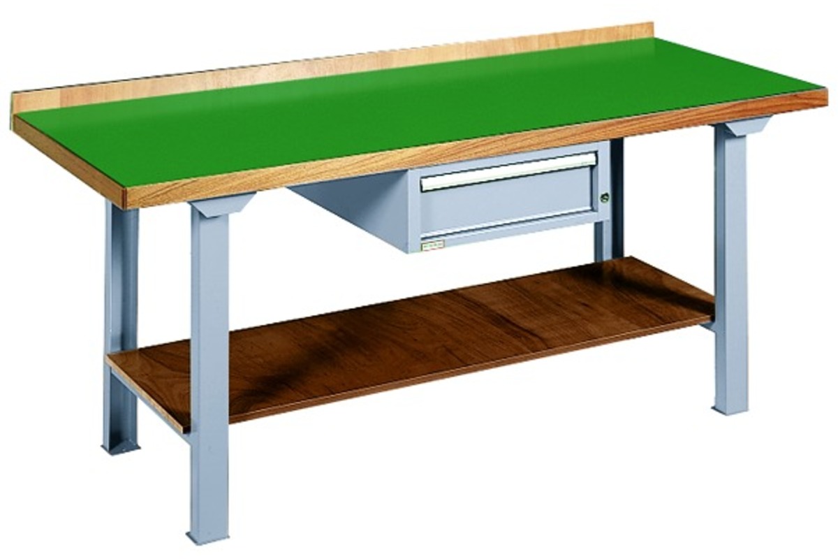 Tables pour machines pour l'atelier du travail du bois