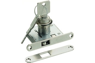 Serratura d'incassare con catenaccio a gancio per serrandine avvolgibili