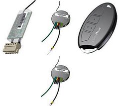 Set mit zwei Funk-Tastern und einem Funk-Handsender