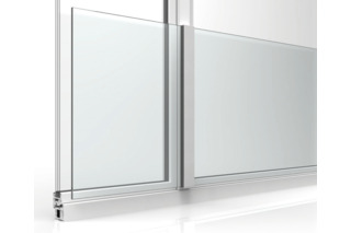 Franz. Balkon-Profil für Mittelpfosten PAULI+SOHN P-03, Befestigung X Franz. Balkon-Profil für Mittelpfosten PAULI+SOHN P-03, Befestigung X