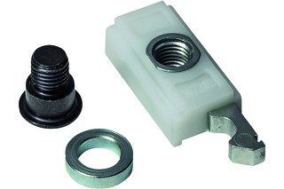 Gleitstück + Schraube zu DORMAKABA Gleitschienen RF G 96 N 20 Gleitstück + Schraube zu DORMAKABA Gleitschienen RF G 96 N 20