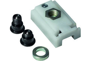 Gleitstück + Schraube zu DORMAKABA Gleitschienen RF G 96 N Gleitstück + Schraube zu DORMAKABA Gleitschienen RF G 96 N