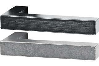 Maniglia per porta HAGER Quadro 137